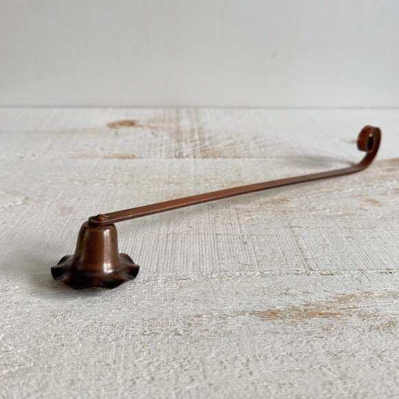 Vintage Copper Candle Snuffer with Twisted Handle - Picture 1 of 8